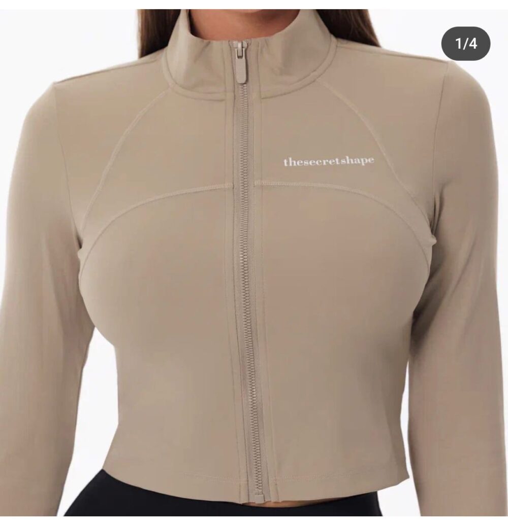 Stretch athletic zip-up long sleeve crop top - Image 6